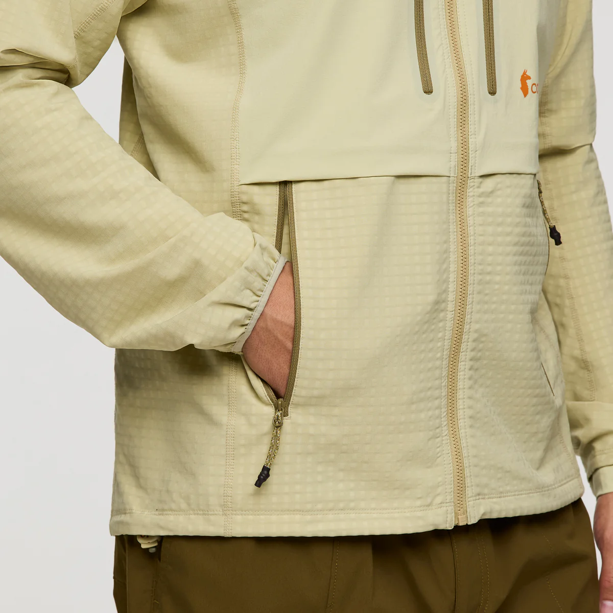 Yermo Hooded Softshell Jacket - Men's - Image 17